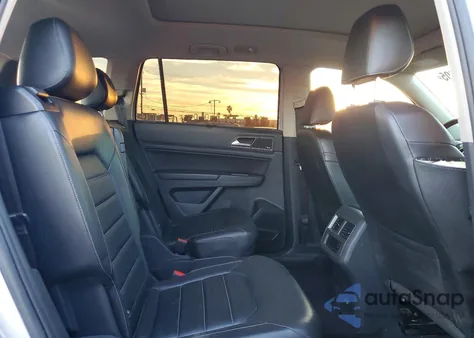 2018 Volkswagen Atlas Sel Premium из США, поврежденный, VIN 1V2NR2CA0JC523674